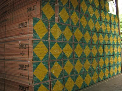 Graded sawn timber stock at the yard — photo 4 of 16