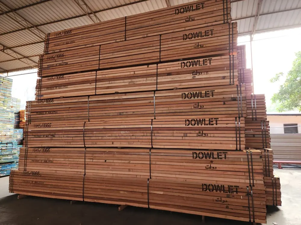Graded sawn timber stock at the yard — photo 13 of 25