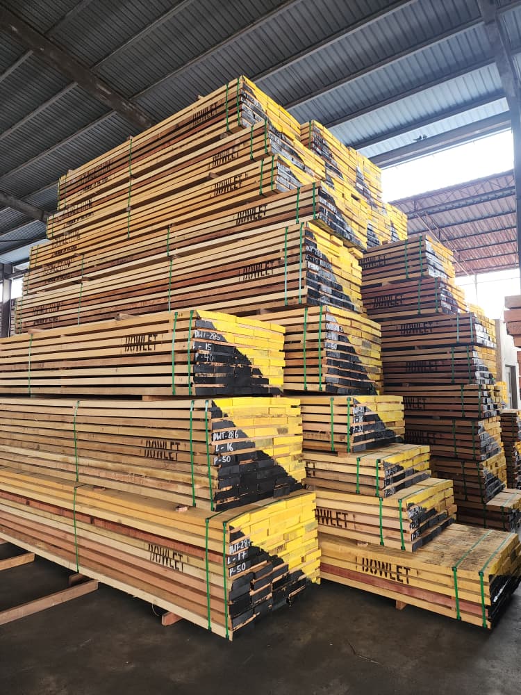 Graded sawn timber stock at the yard — photo 25 of 25